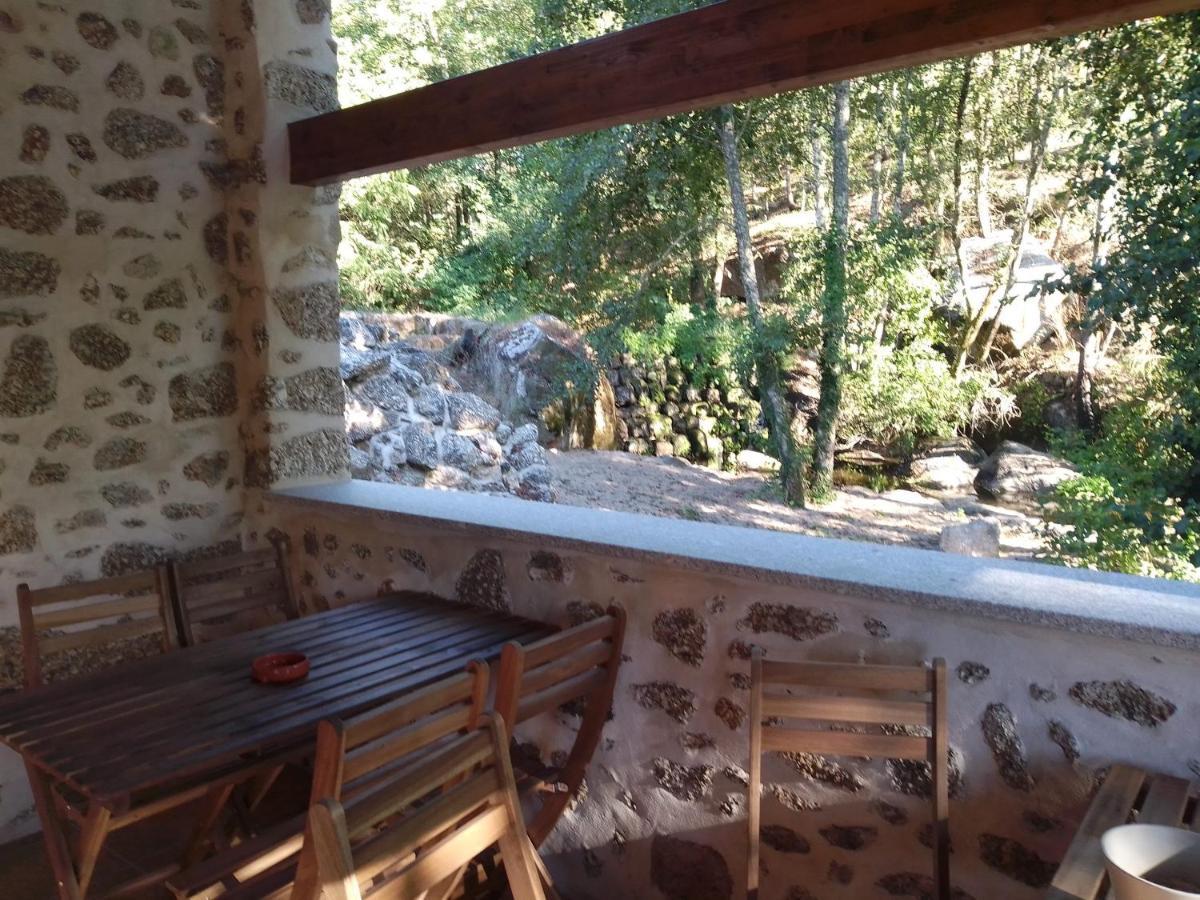 Q.Ta Moinhos Da Ponte Hotell Tábua Exteriör bild